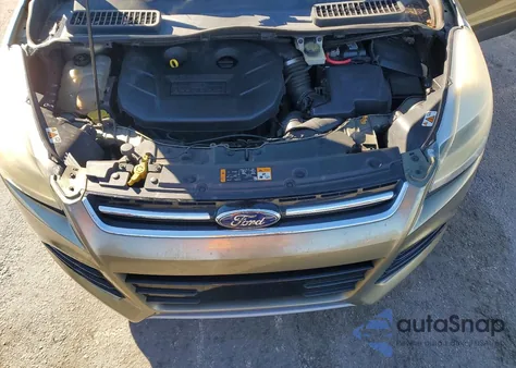 2014 Ford Escape Titanium z USA, uszkodzony, nr VIN 1FMCU0J97EUA42787